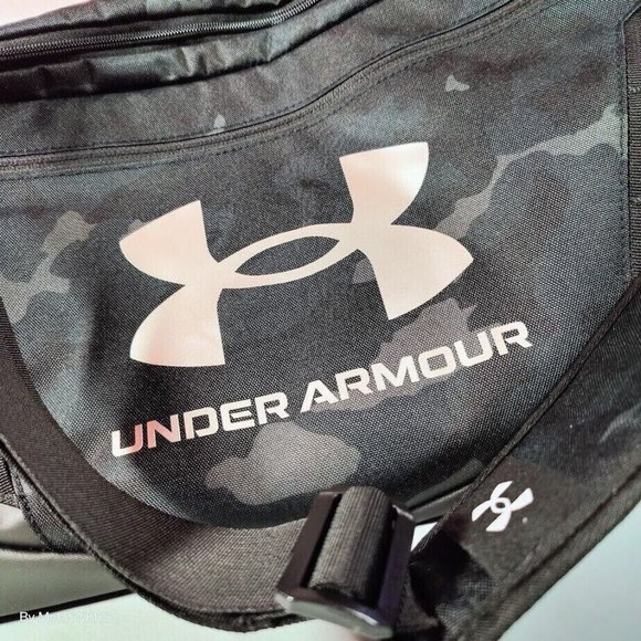 Under Armour Undeniable 5 Duffle Bag Men's Black Camouflage UA Storm Water Repel - Picture 6 of 8